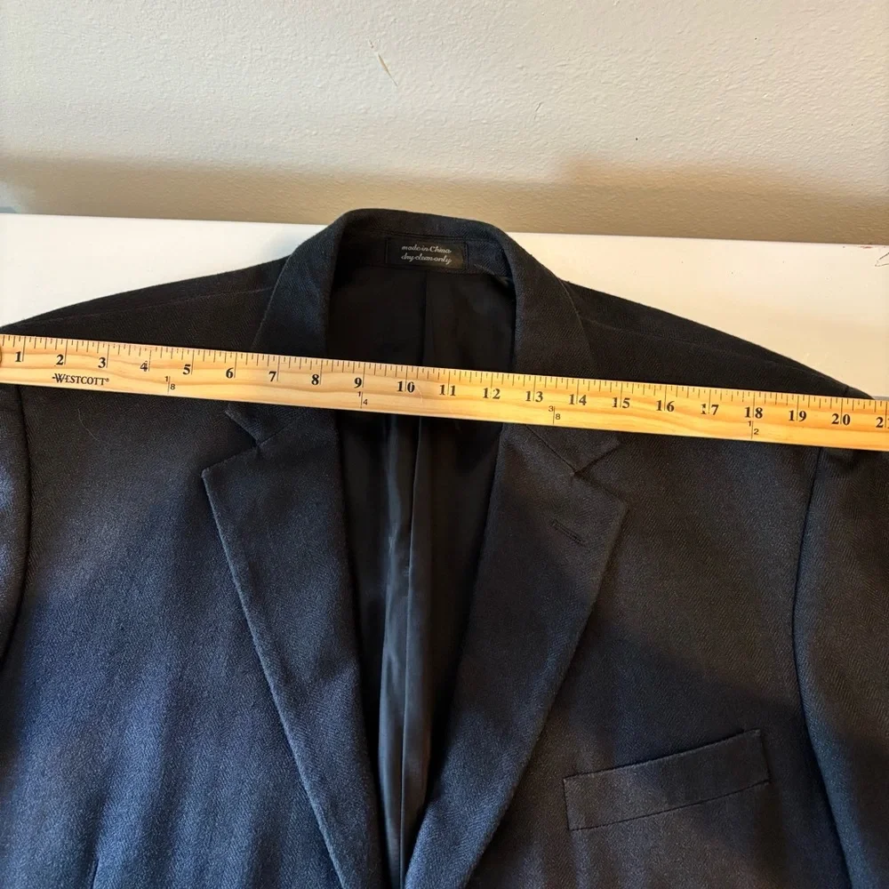 Andrew Fezza Black 100% Silk Blazer